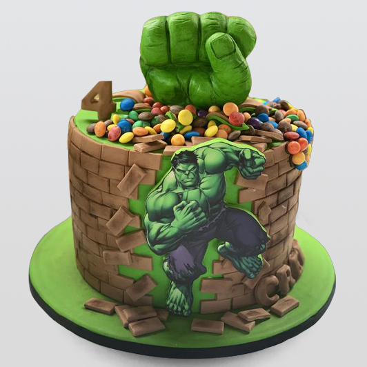 Incredible hulk cake
