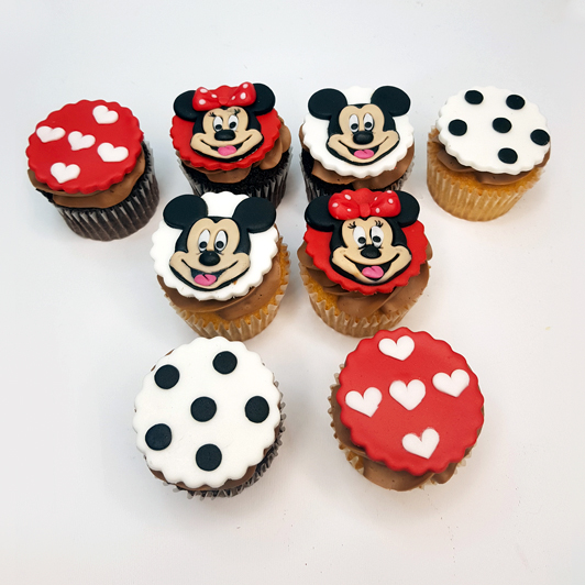 Mickey and Minnie cupcakes