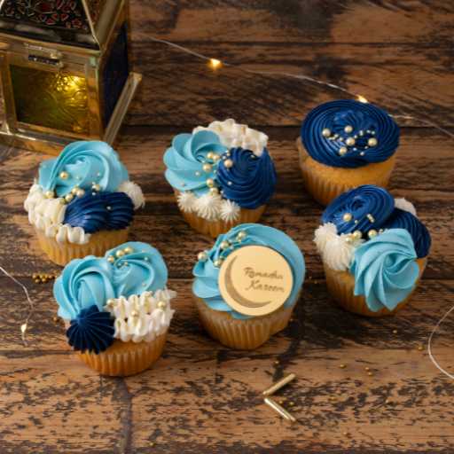 Elegant Blue Ramadan Cupcakes