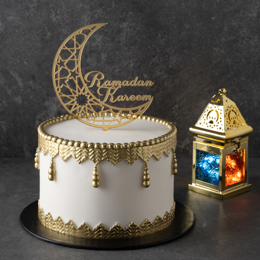 White Elegant Ramadan Cake