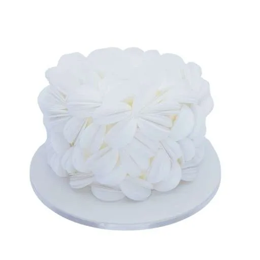 White Petals Cake - Image 2